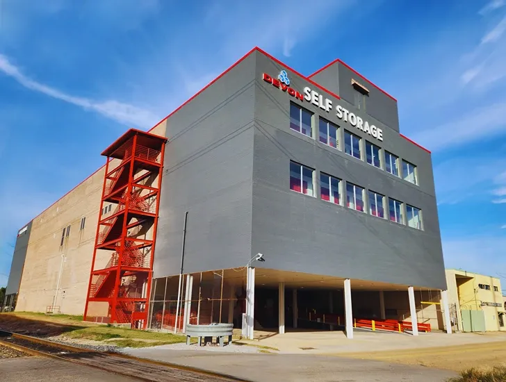 Climate-Controlled & Indoor Drive-up Units in Baton Rouge, LA
